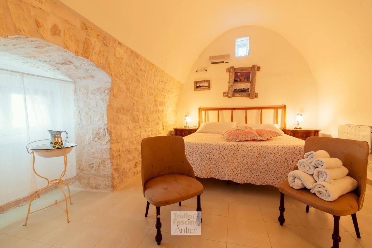 Trullo Dal Fascino Antico Villa Locorotondo Kültér fotó