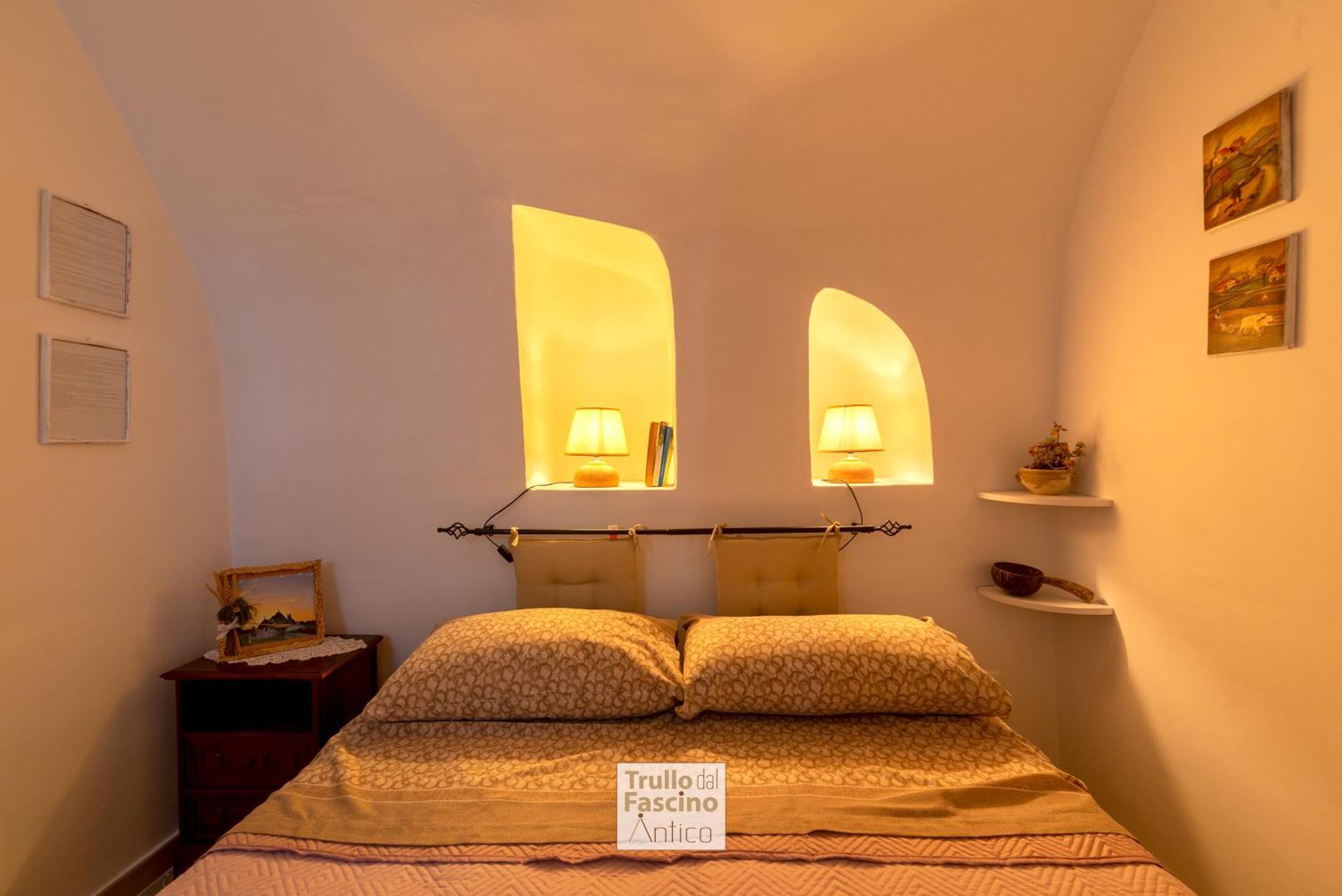 Trullo Dal Fascino Antico Villa Locorotondo Kültér fotó